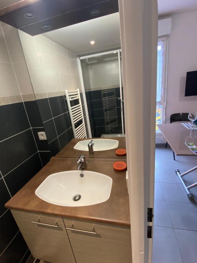 Studio Chic Little Boheme Proche Hopitaux, 15 Mn Du Centre Lyon Exterior foto